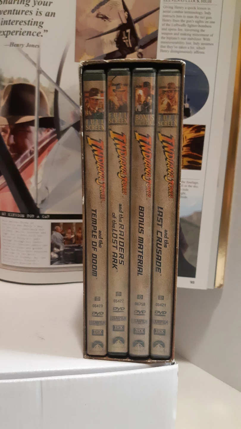 Indiana Jones DVD Collection and Ultimate Guide Book - photo 4