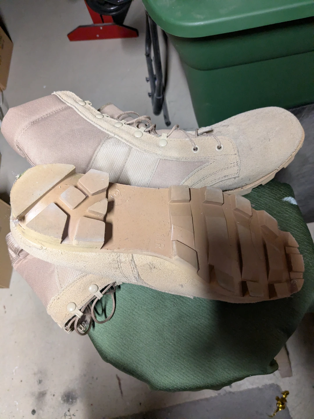 Army boots - photo 2