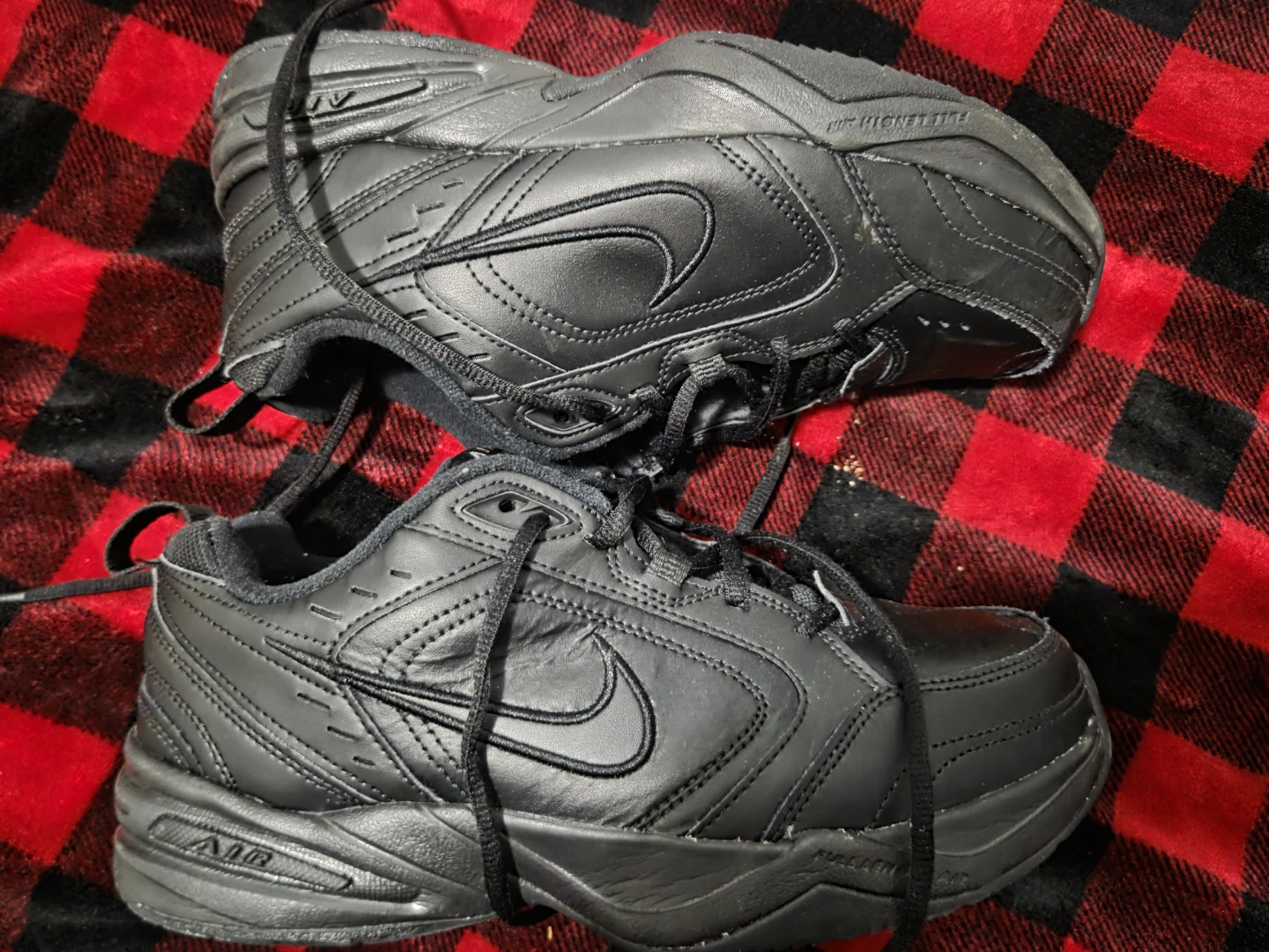 Nike Air Monarch Sneakers Black size 8 men - photo 2