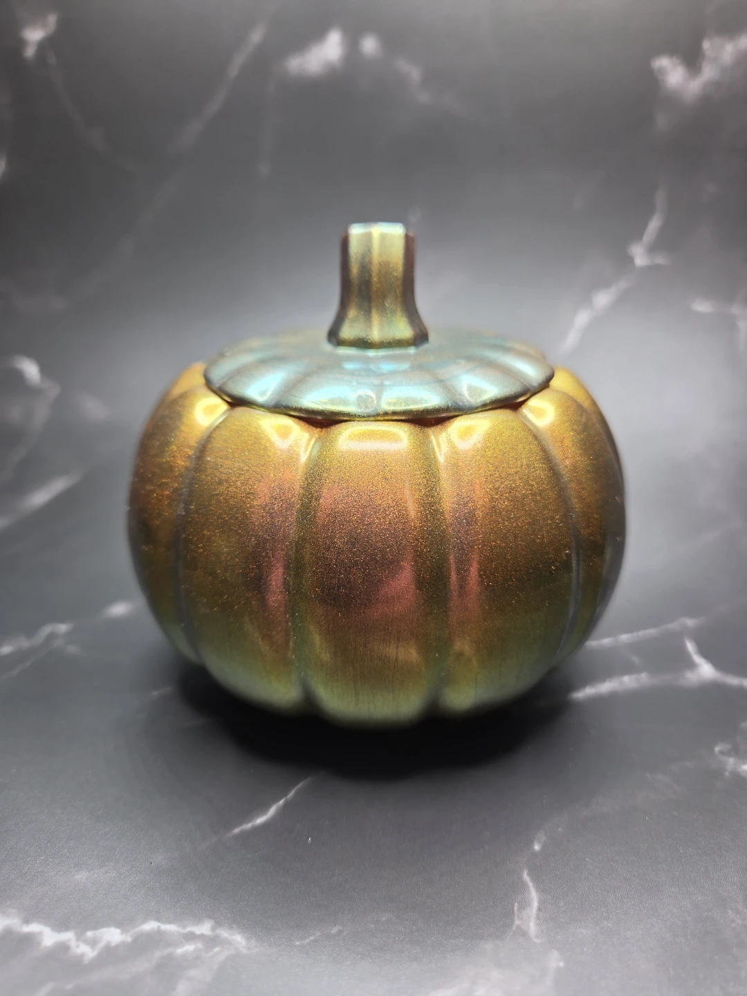 Resin Pumpkins and Skull