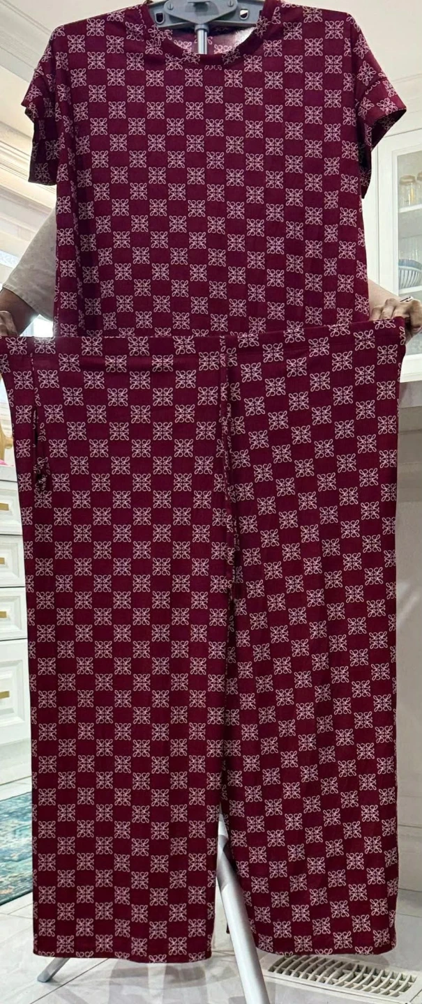 Assorted Women's Pyjama Sets - photo 3