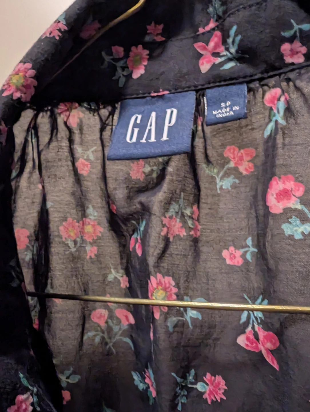 Gap Floral Button-Down Shirt - photo 2