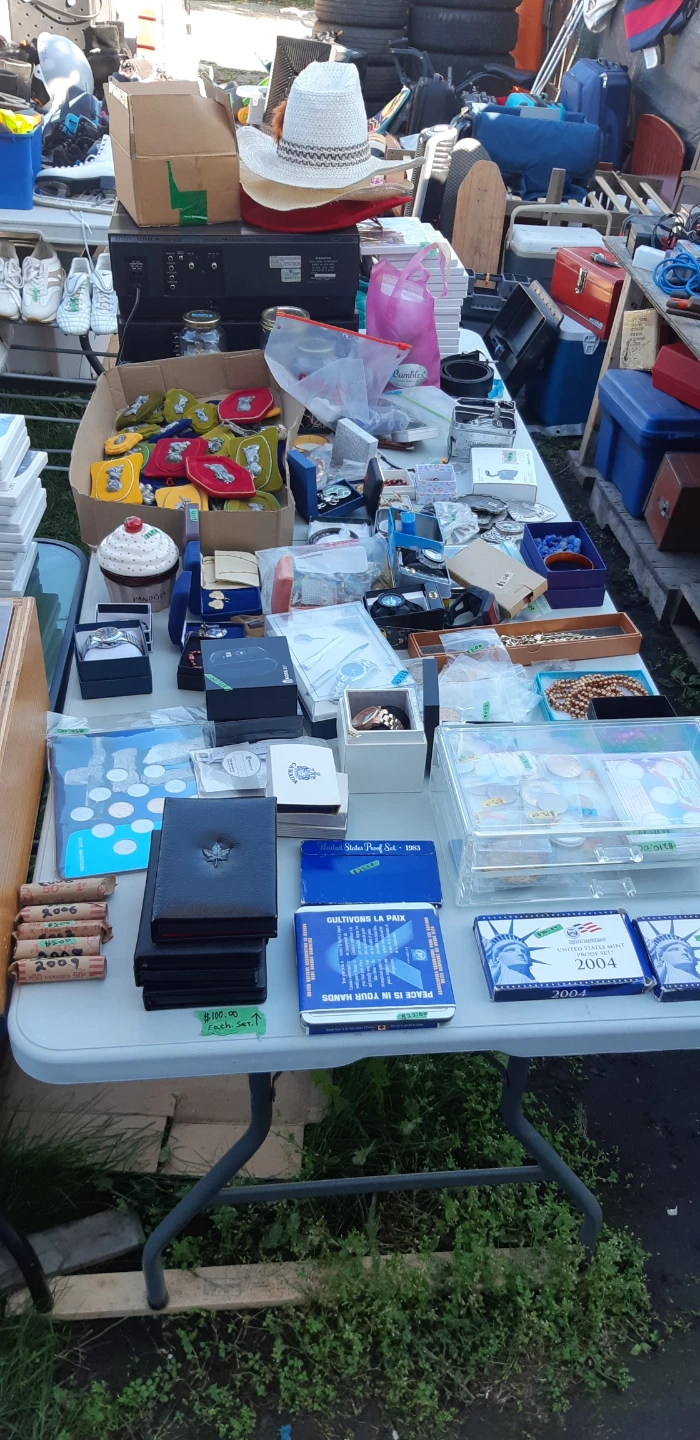 Garage sale September 27 - photo 4