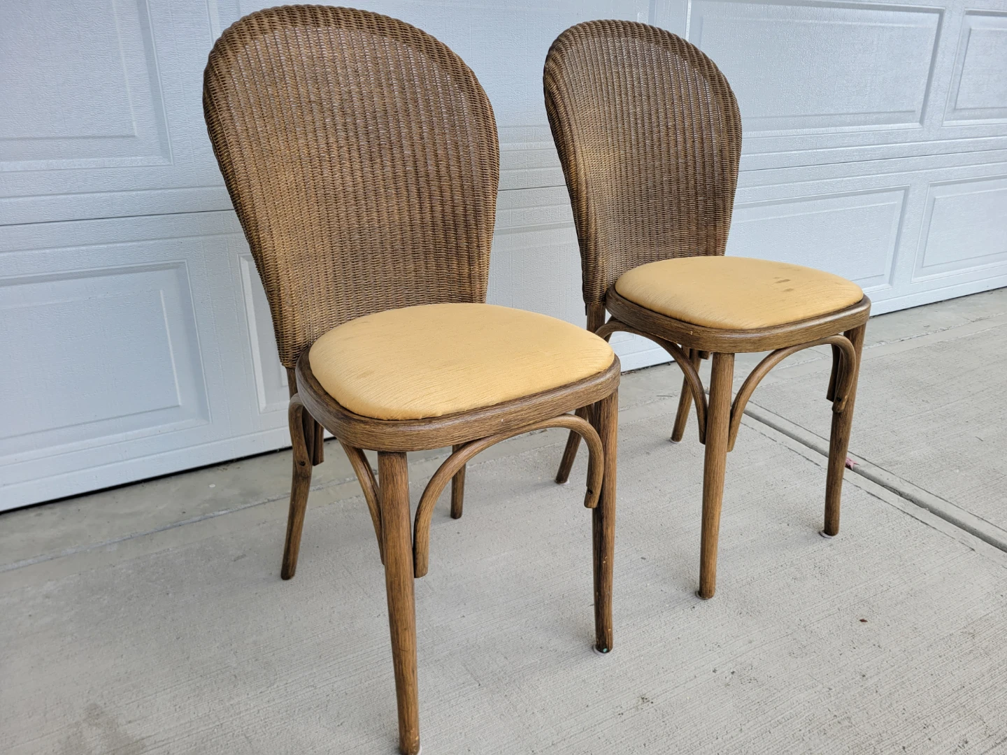 Vintage Woven Wicker/Bentwood Dining Chairs. Coastal/Boho Style