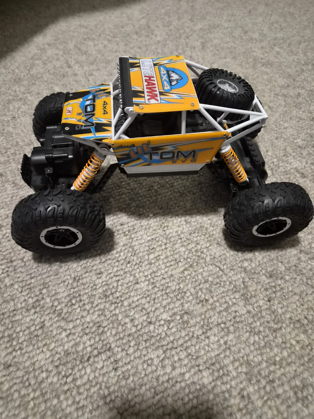 LiteHawk Lil' Tom Evo 4WD RC Truck - photo 3