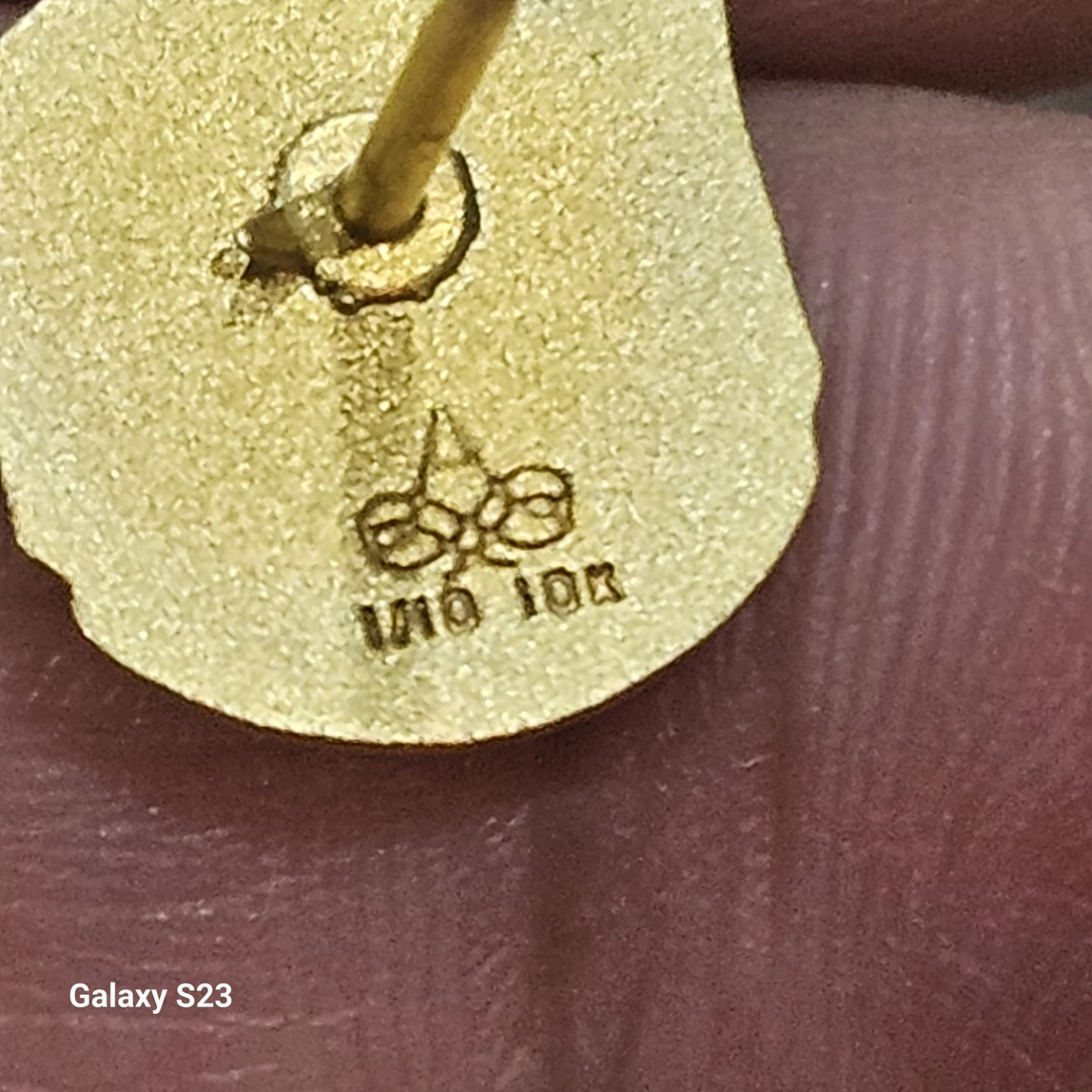 Vintage United Air Lines Gold Filled Pin - photo 3