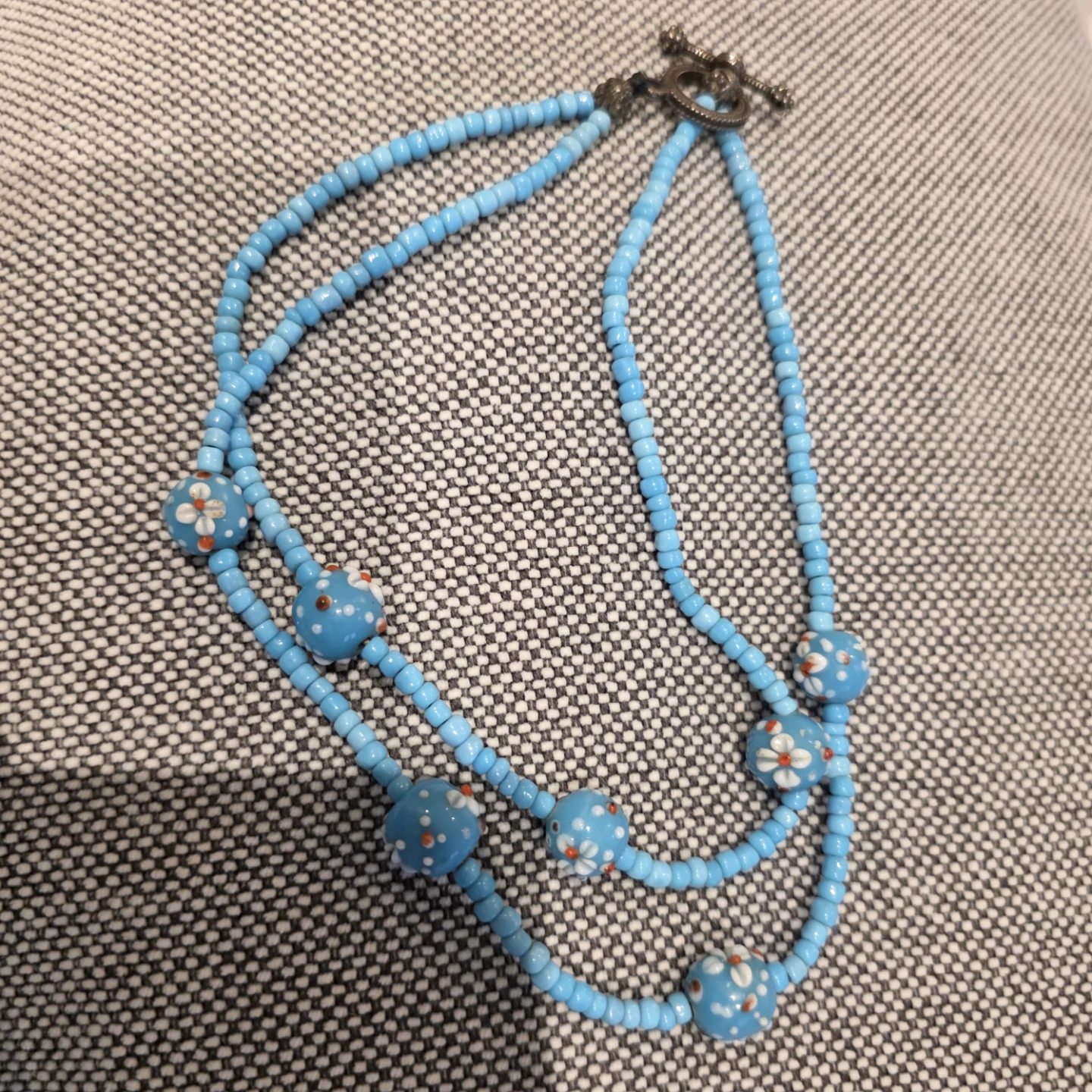 Vintage 1999 Blue Beaded Necklace with Floral Beads - photo 5
