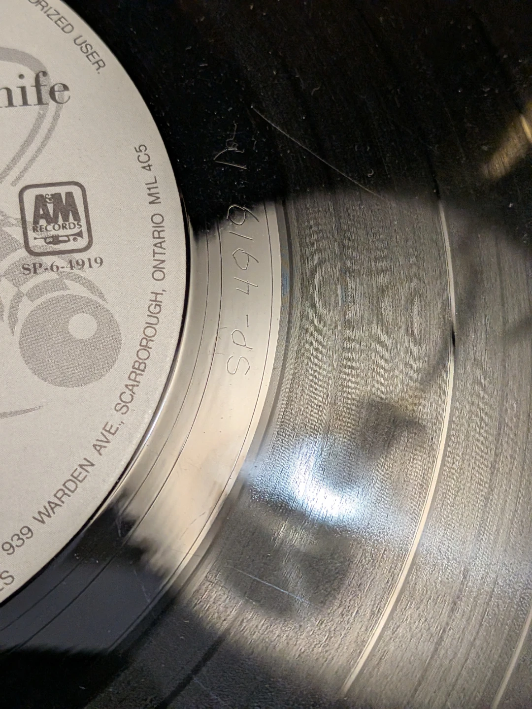 Bryan Adams – Cuts Like a Knife Vinyl LP - photo 3