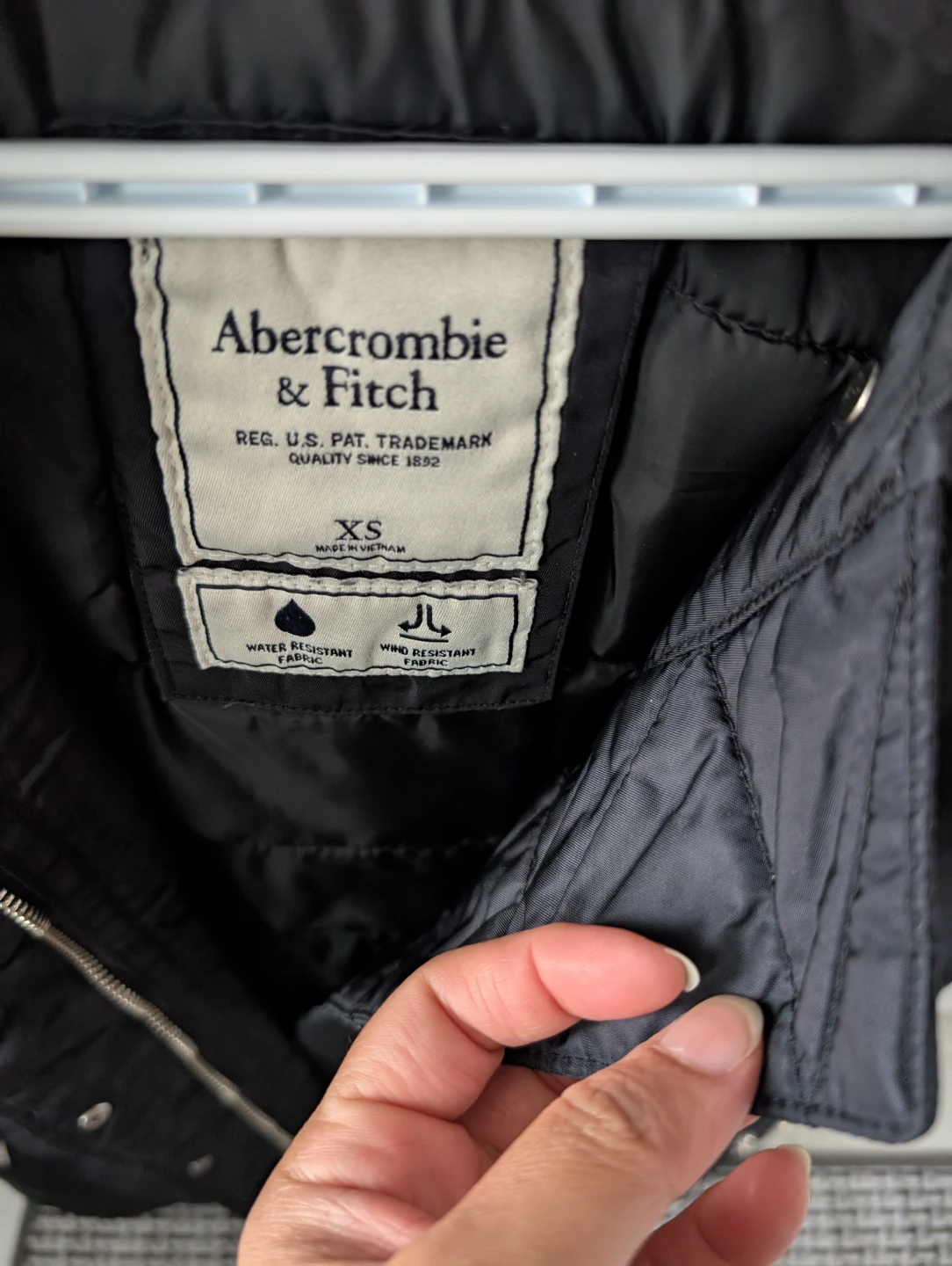 Abercrombie & Fitch Black Winter Jacket XS - photo 2
