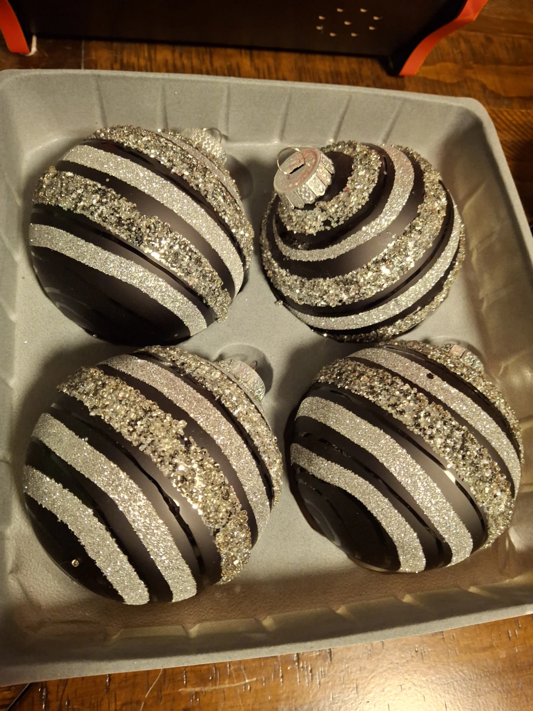 Large black Christmas bulbs - photo 2