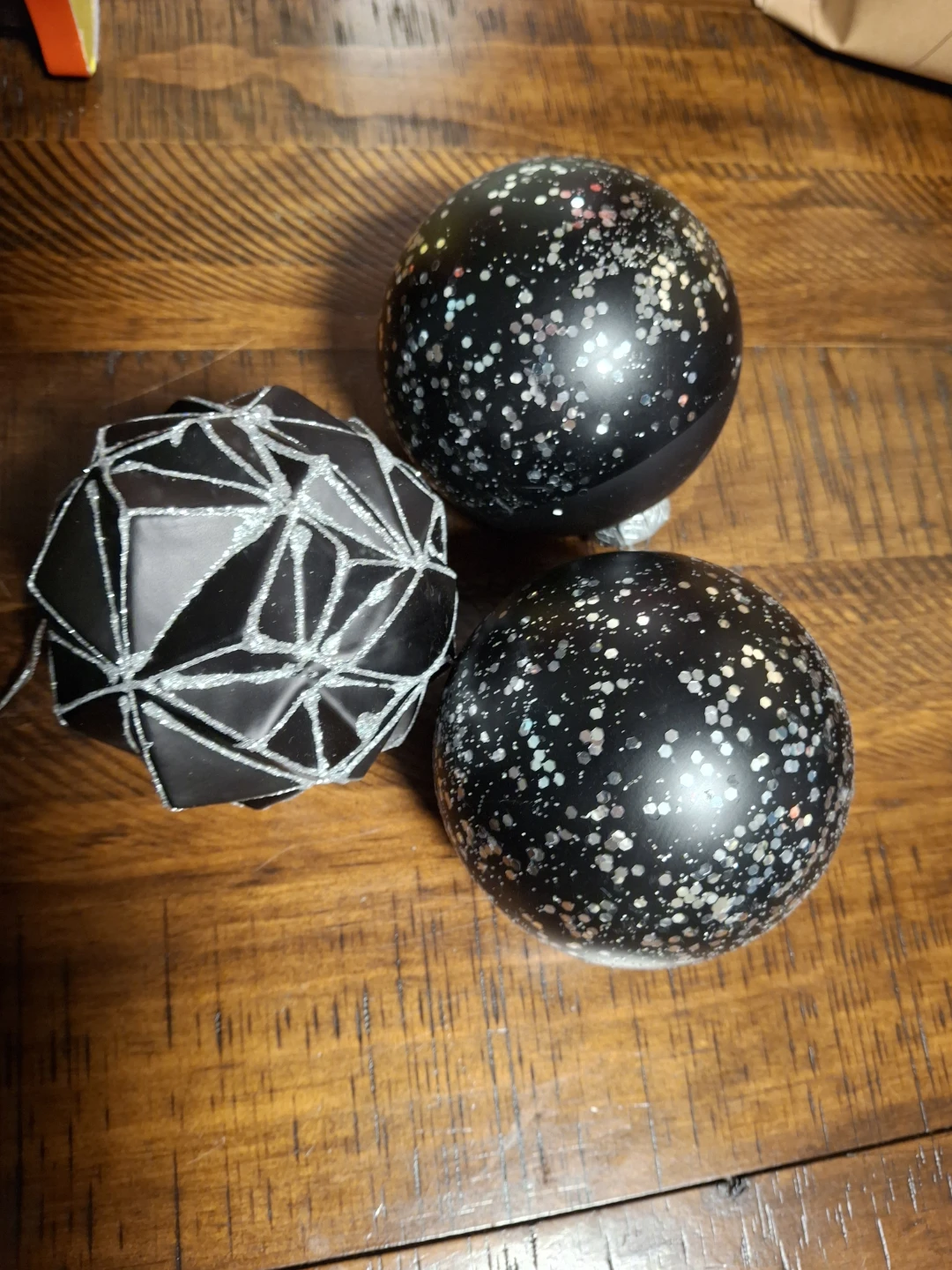 Large black Christmas bulbs - photo 3