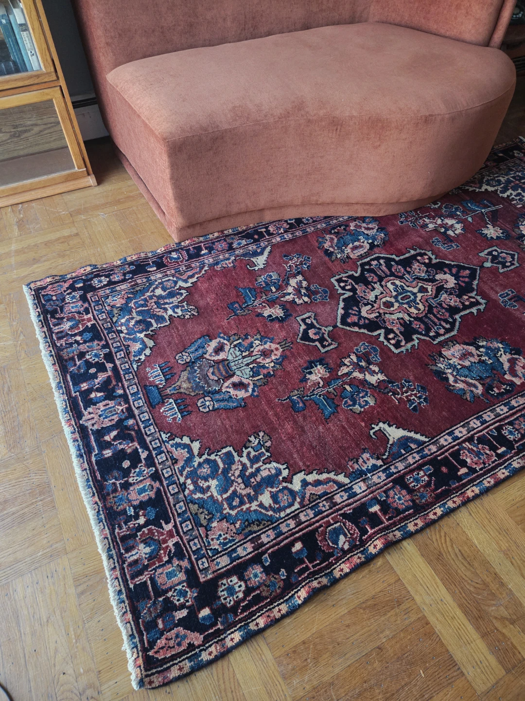 Authentic Hamedan Hand-Knotted Persian Area Rug - photo 3