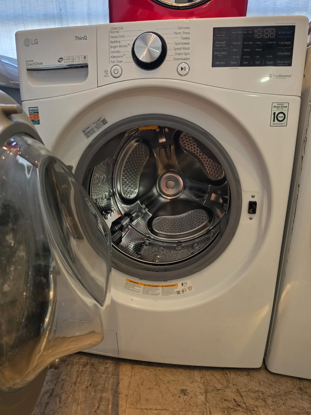 LG ThinQ Washer and Dryer Set - photo 3