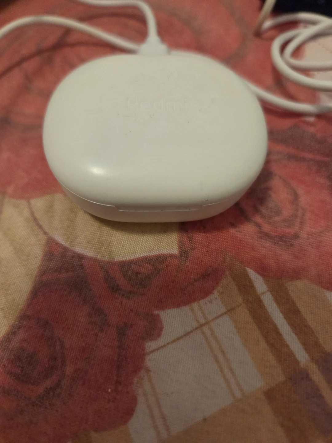 Redmi Earbuds Charging Case with Cable and Charger - photo 2