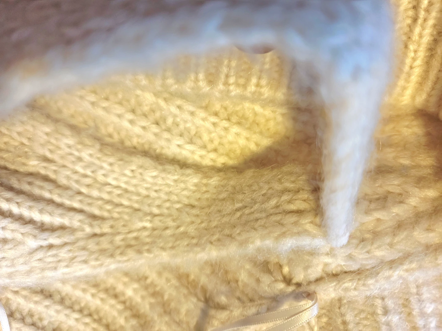 DH New York Cream Knit Sweater - photo 3