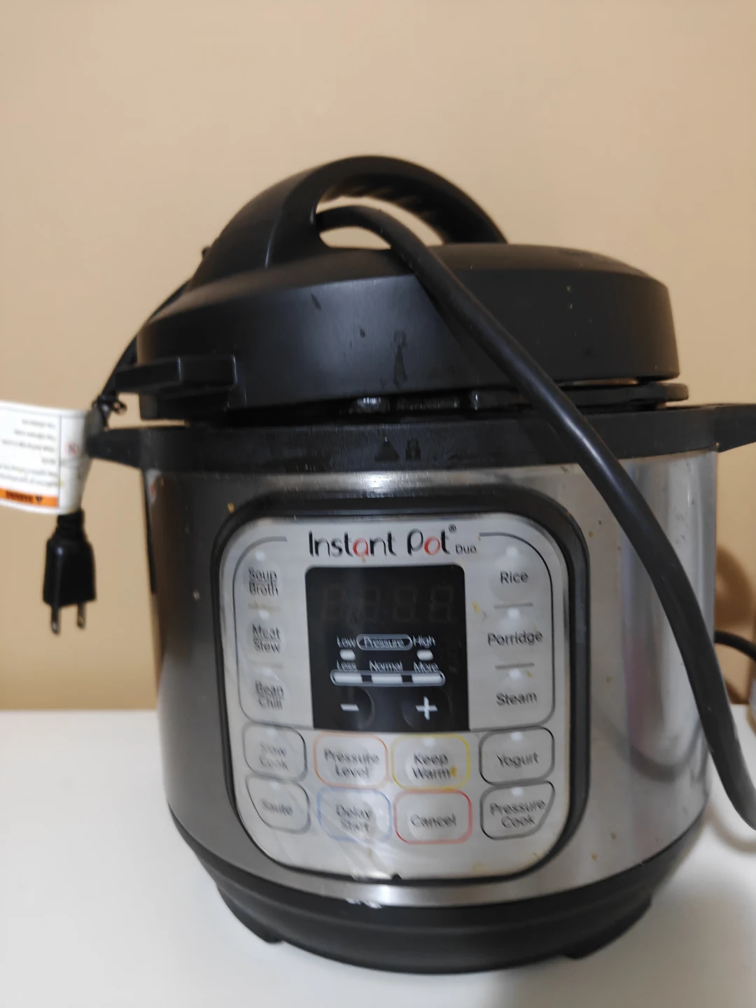 Instant Pot Duo electric Cooker