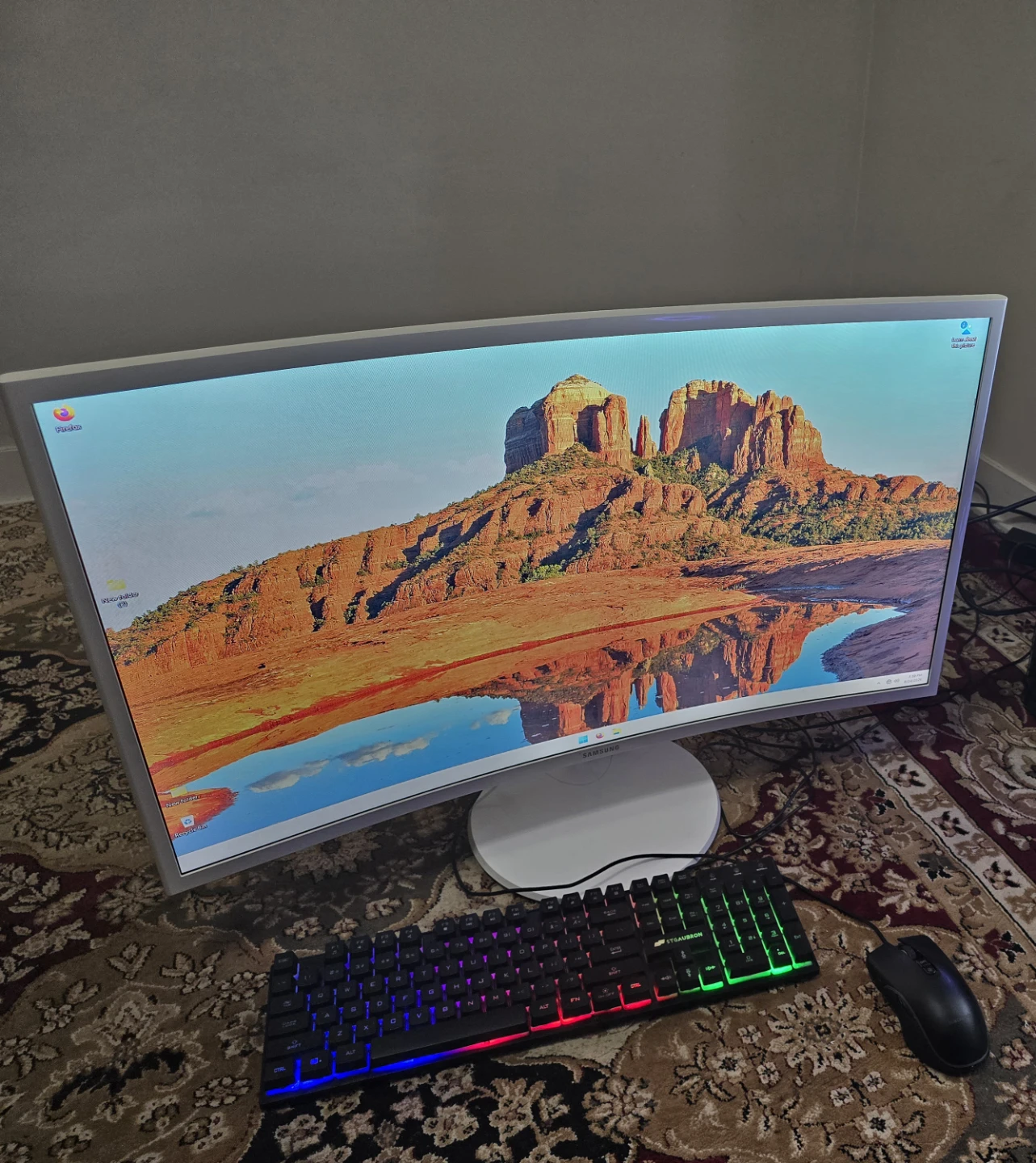 Intel i5 4690F,GTX 1660 Super 8GB,12GB,512ssd. 32"curve