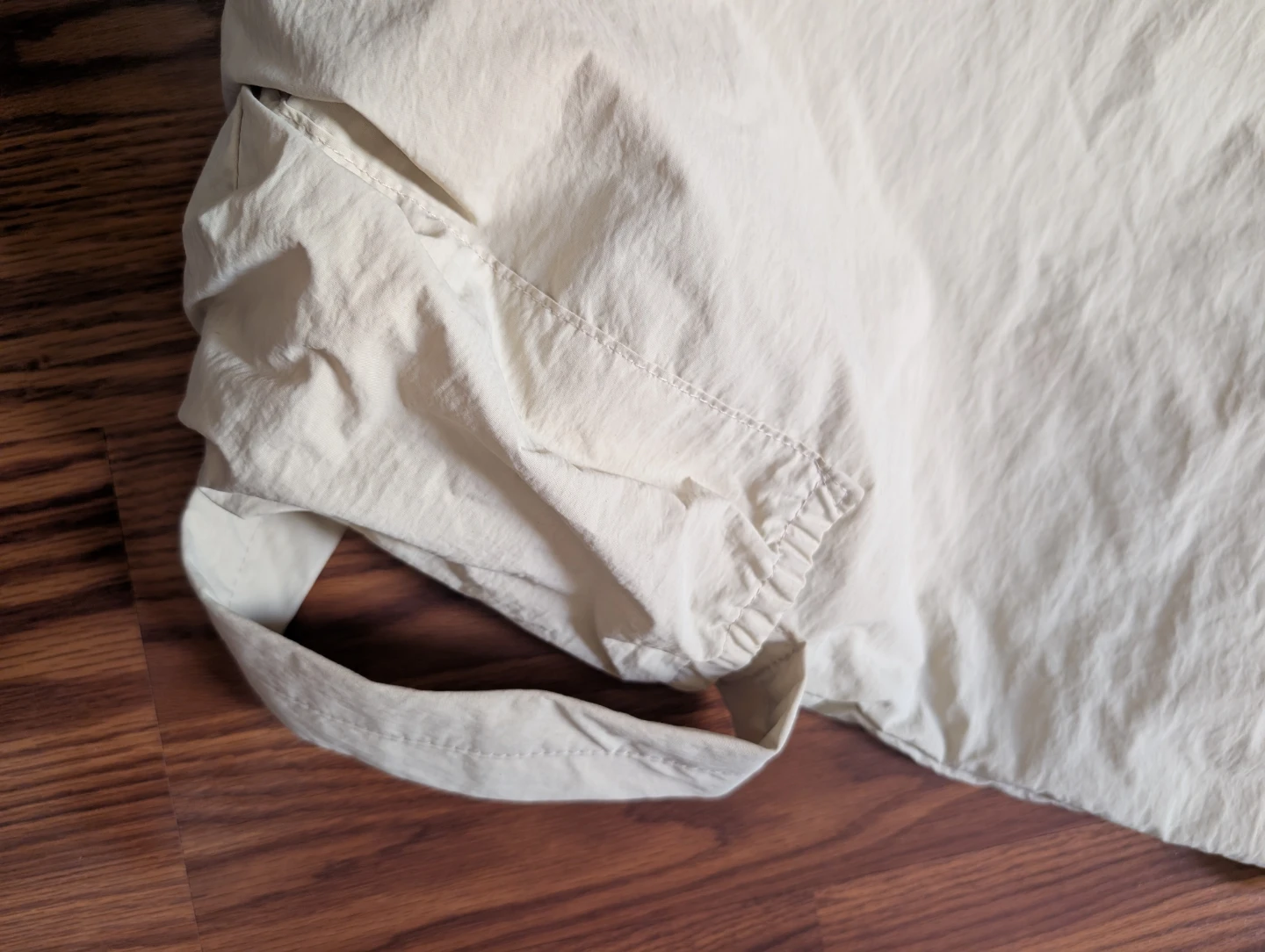 Uniqlo U Drawstring Shoulder Bag - photo 3