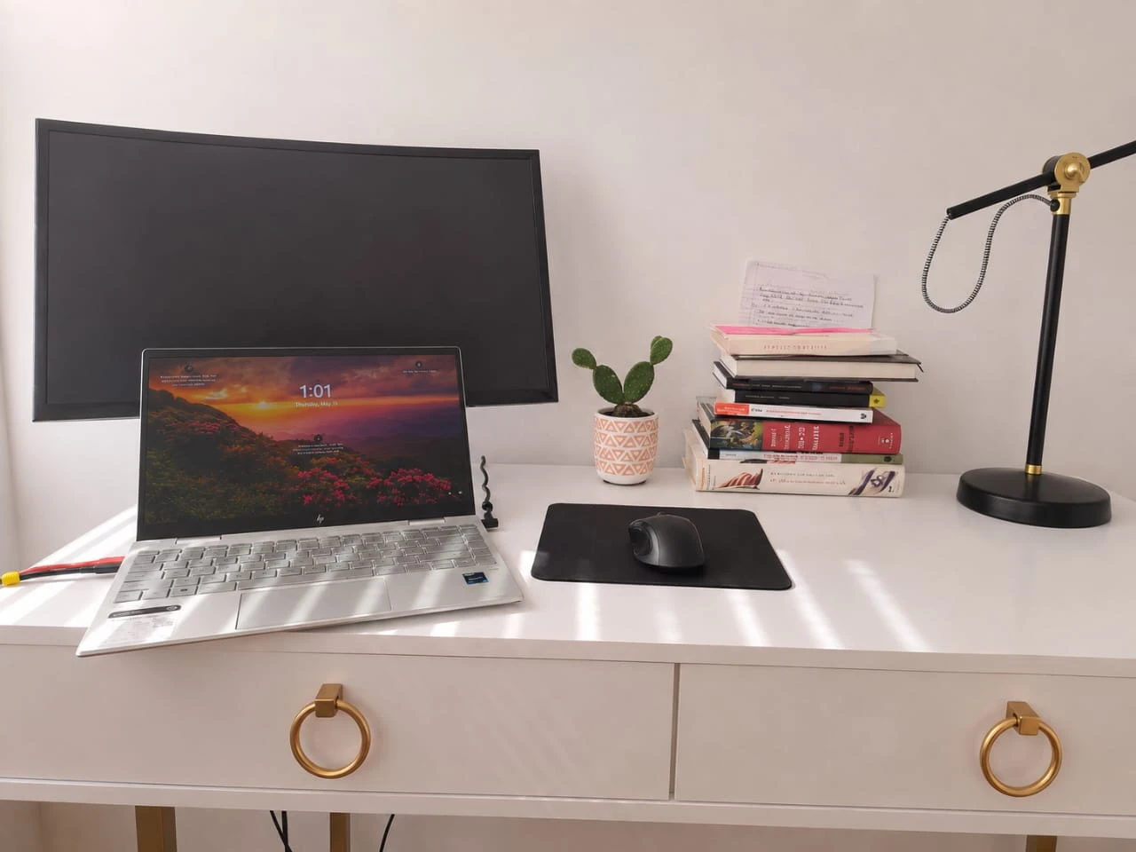 Samsung 21.5" Curved LED Monitor