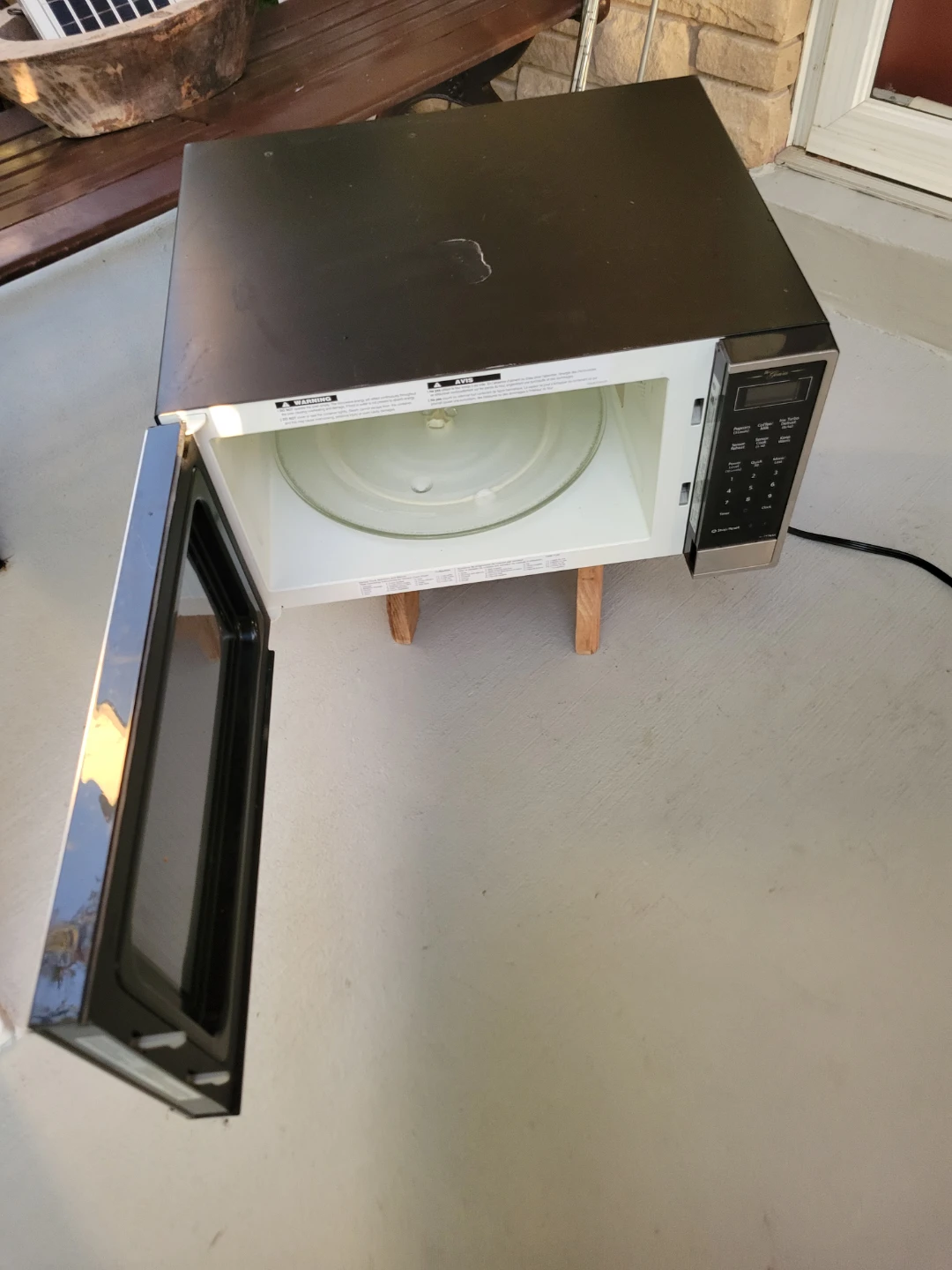 Panasonic Cyclone Microwave like new - photo 2