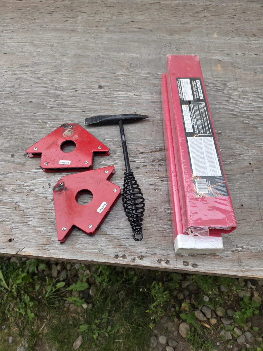 Mastercraft Chop Saw, Benchmark Jigsaw & Welding Accessories - photo 5