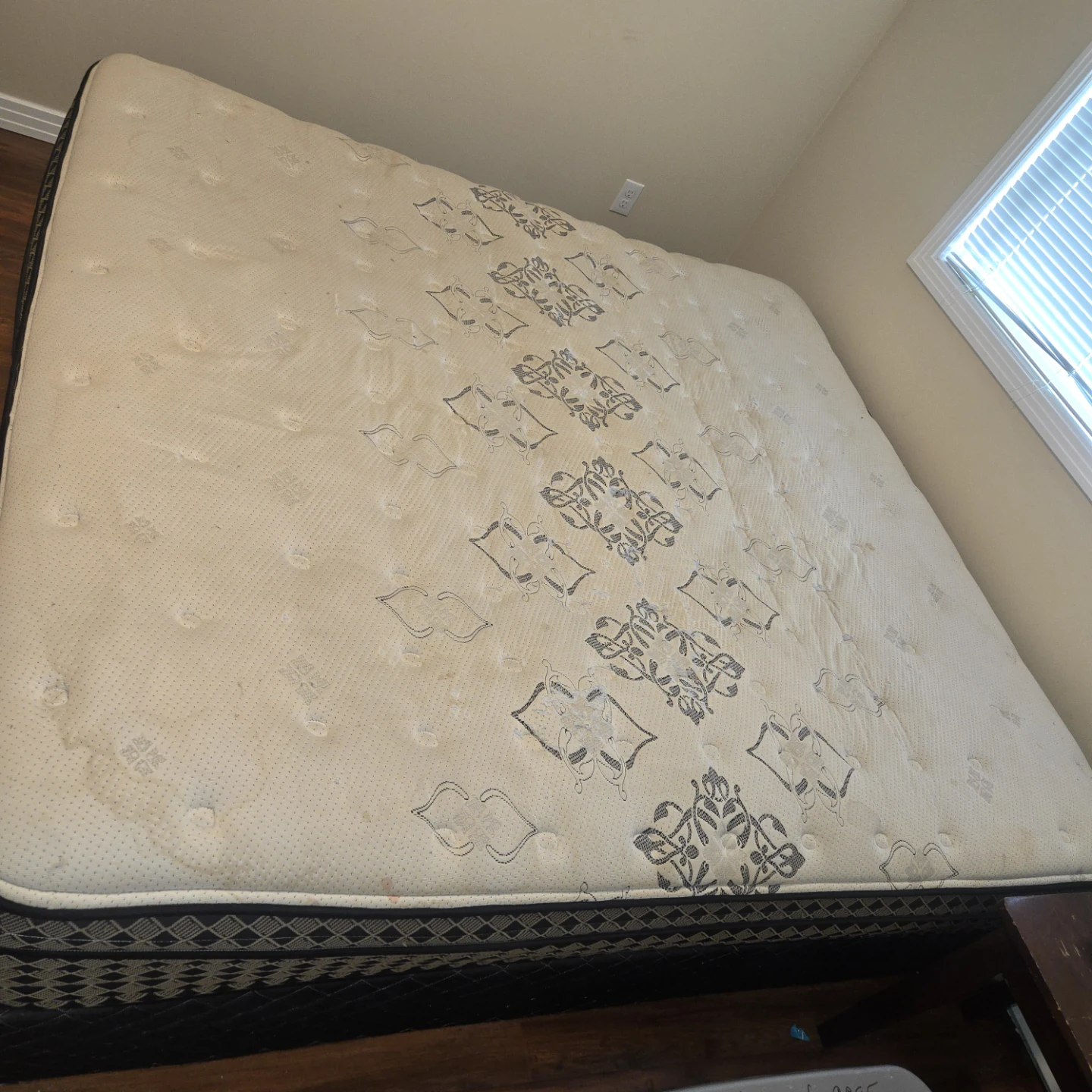 Used king sized Mattress with Box Springs - photo 2