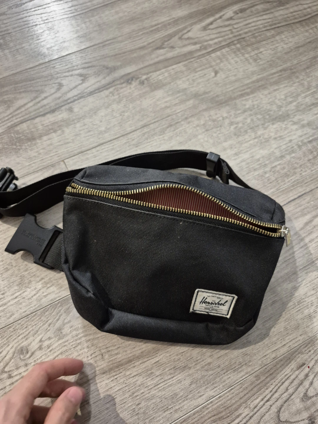 Herschel Hip Pack Black Fanny Pack - photo 2