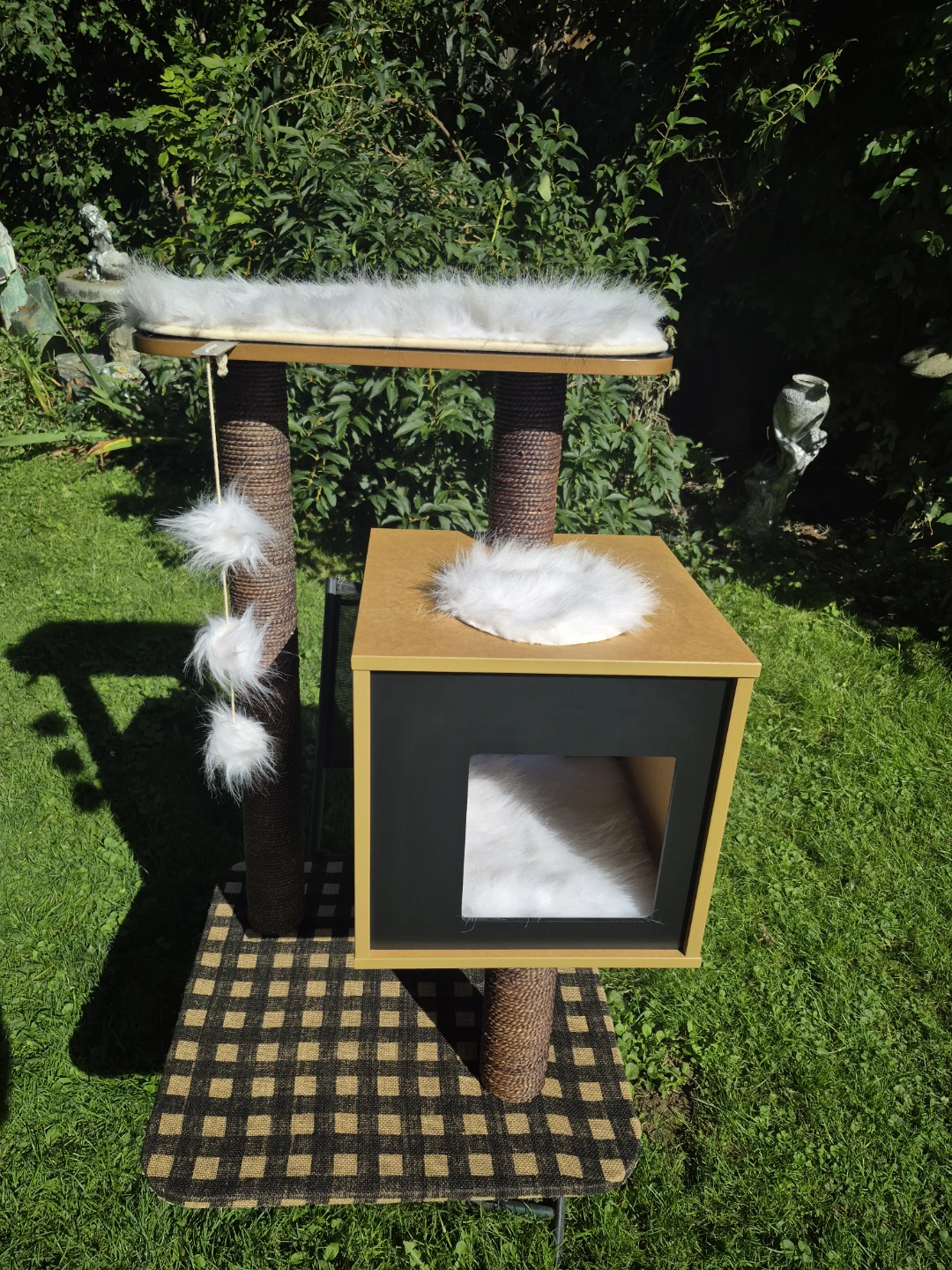 New Vesper Cat Tree