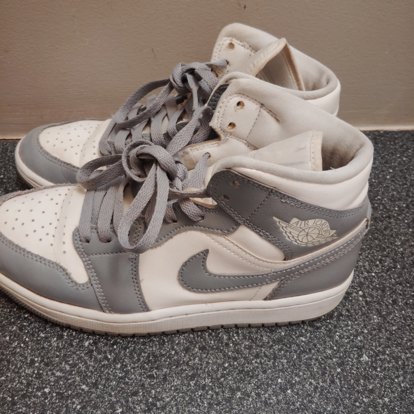 Nike Air Jordan 1 Mid "Stealth" (Grey/White) - photo 4