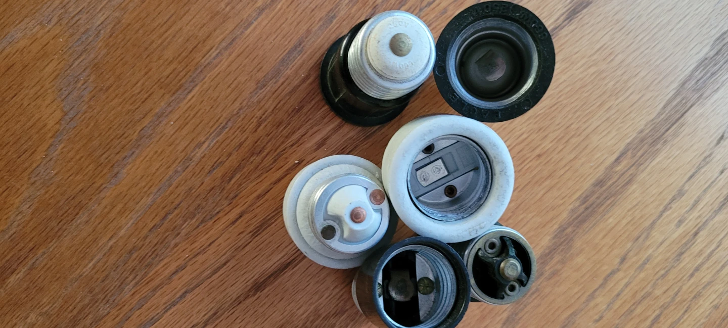Medium Base Socket Extender bulb/lamp