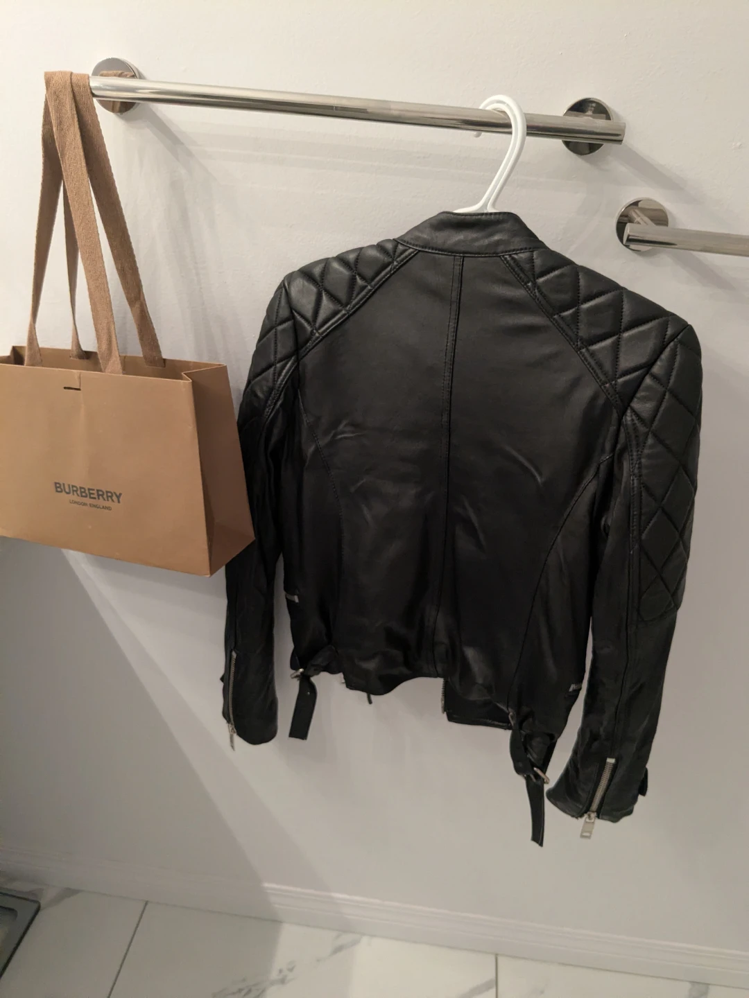 Burberry Authentic Black Quilted Leather Biker Jacket - photo 2