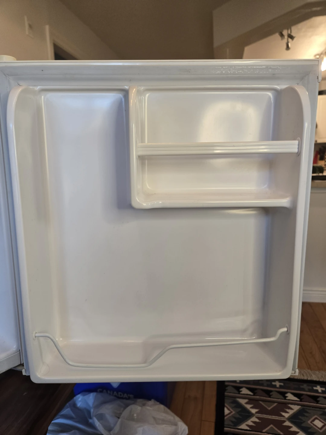 Igloo Compact Fridge - photo 4