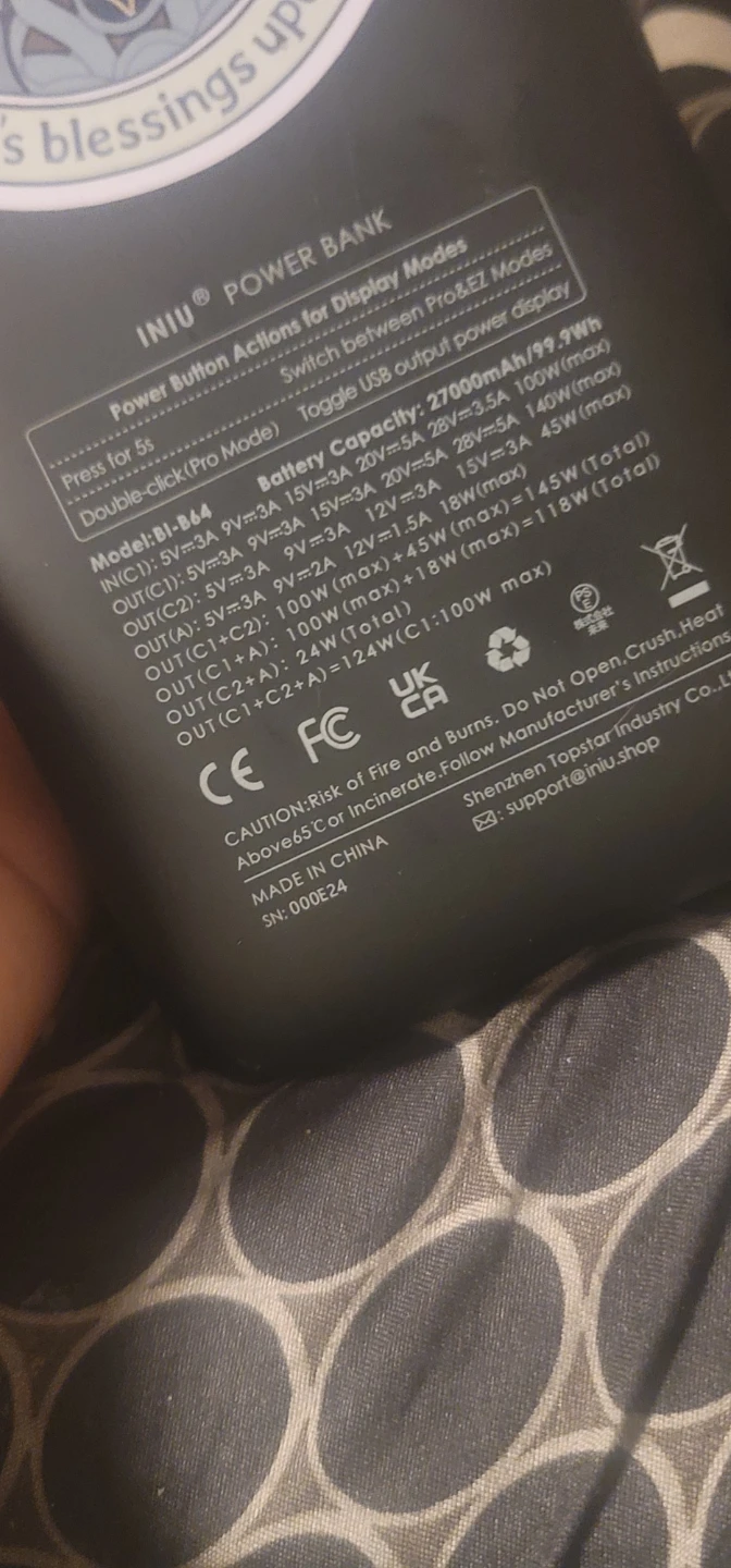 INIU 27000mAh 140W Power Bank - photo 5