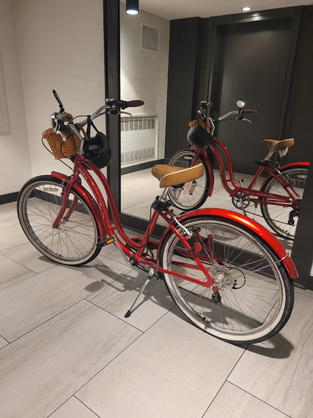 Schwinn Harbour Women's Cruiser Bike