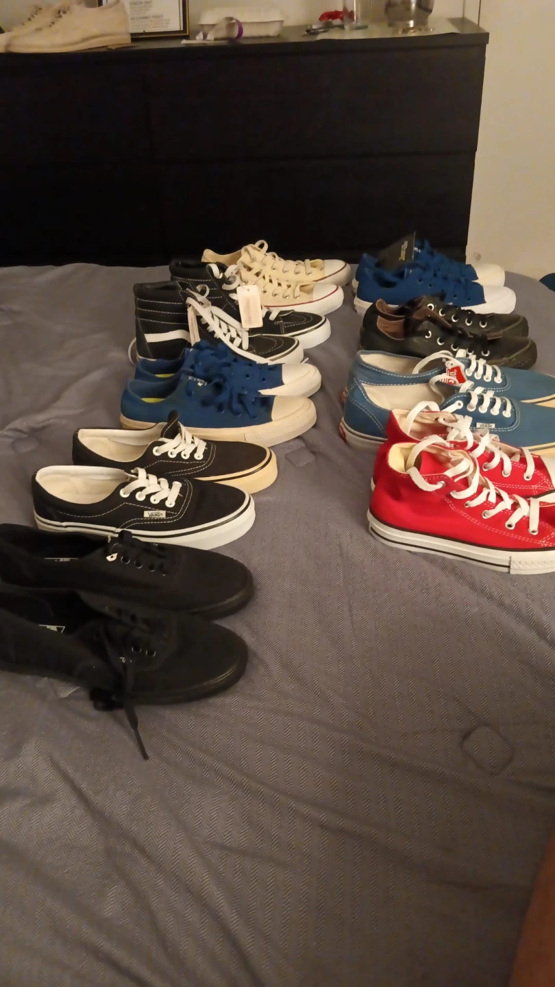 9 pairs converse and vans brand new - photo 2