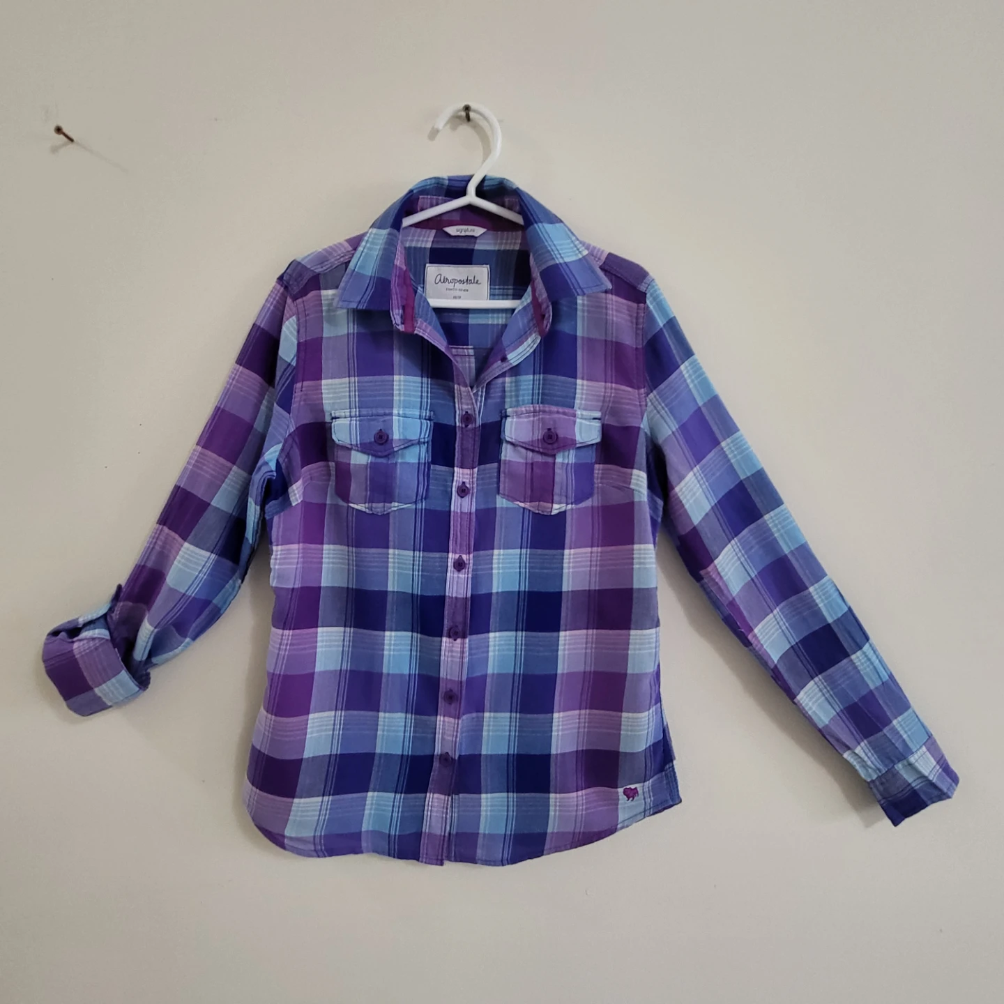 Aéropostale Women's Plaid Roll-Up Long Sleeve Shirt (Size XS)