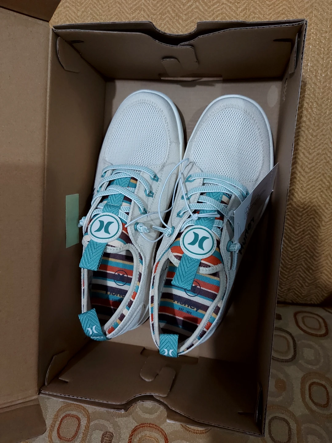 Hurley shoes size 7 - photo 2