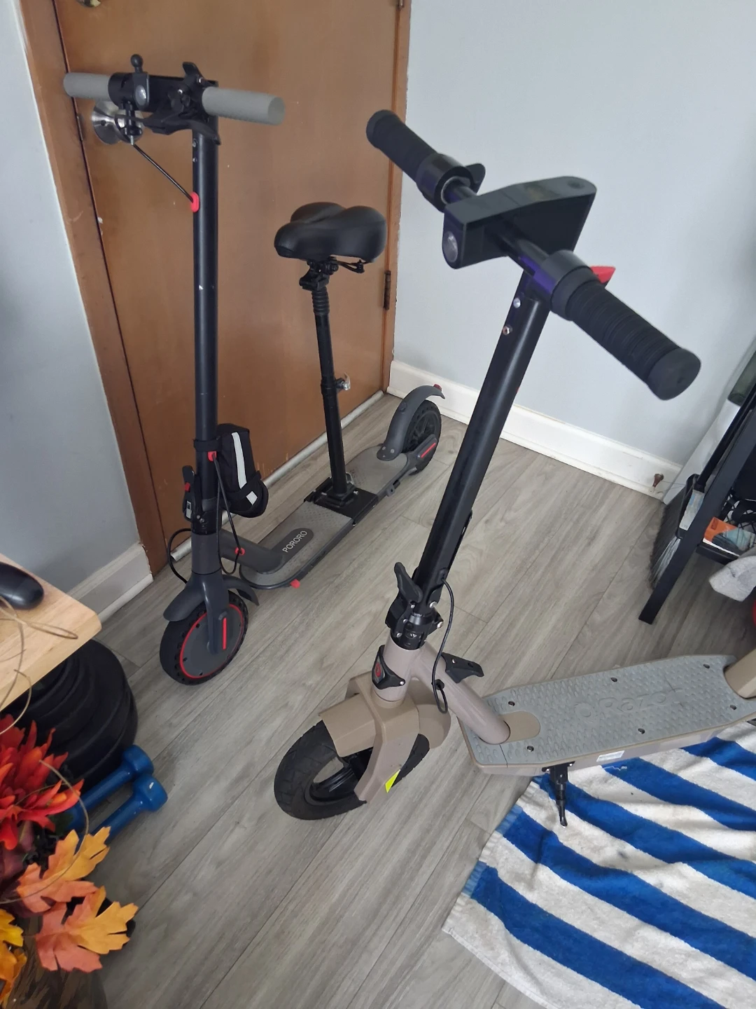 E scooter Pororo w seat + Rozor scooter 4 the Low - photo 2