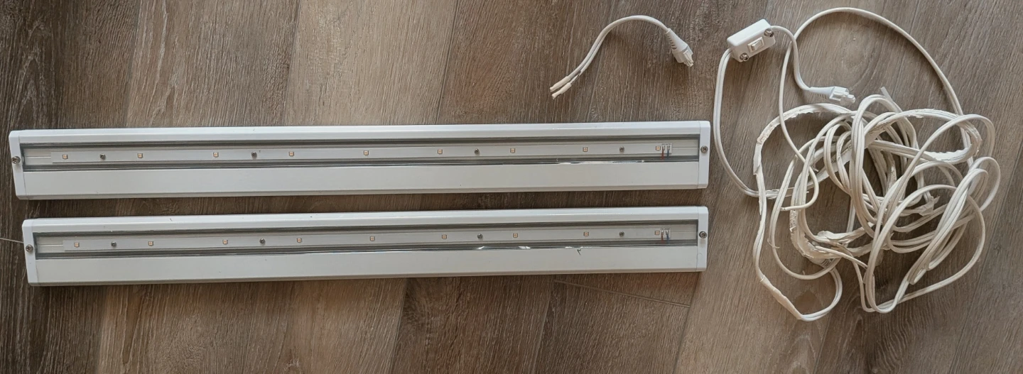 2 Kichler CP300183 Undercabinet Light Bars
