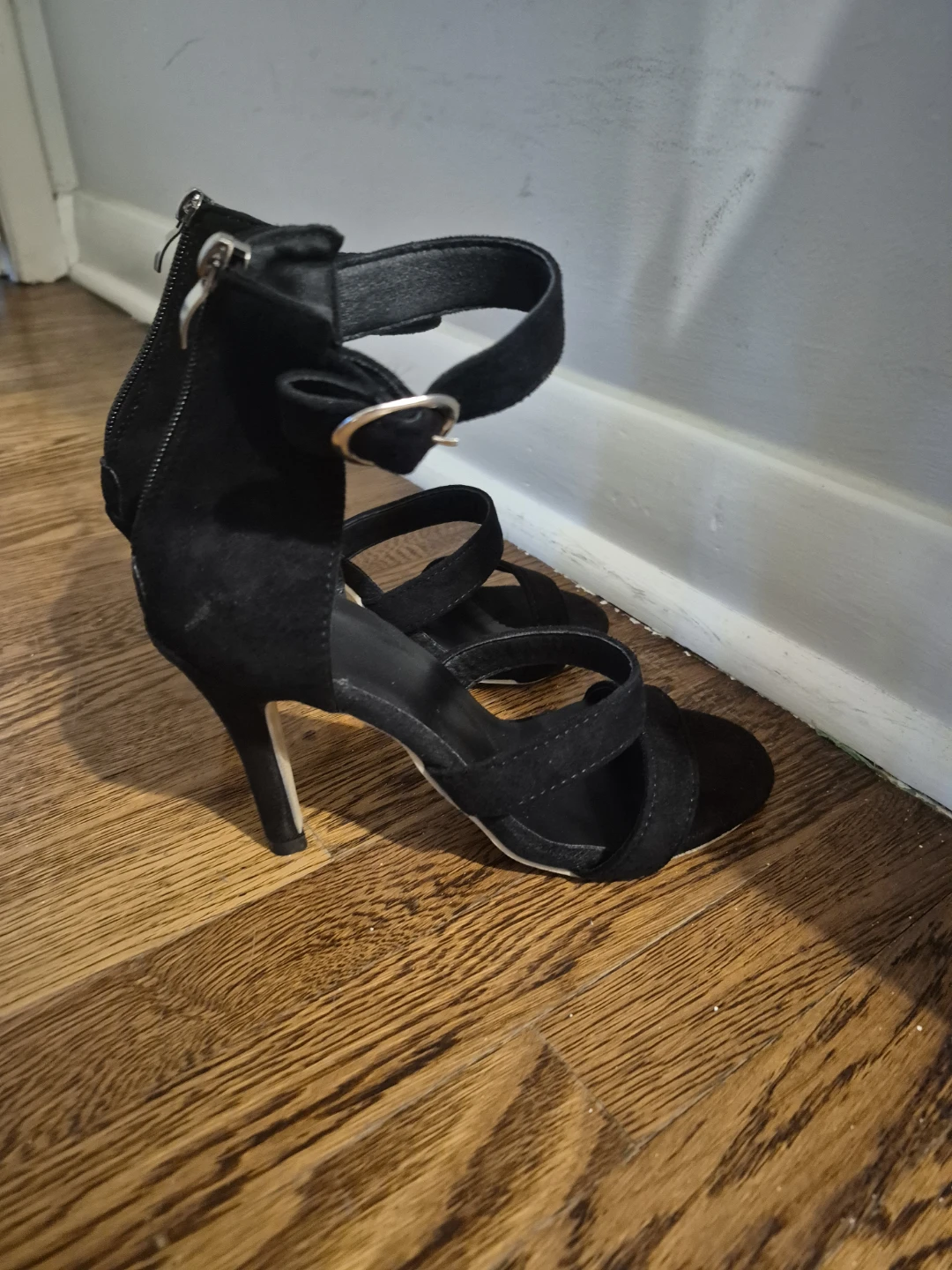 Black Heeled Sandals - photo 2