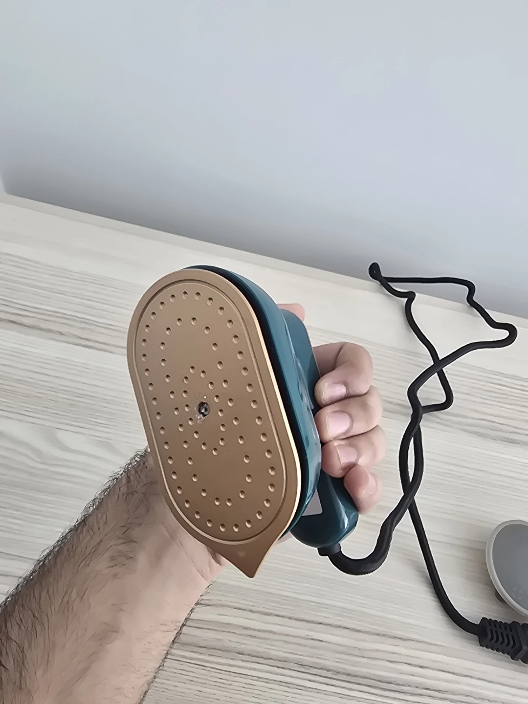 Portable Mini Steam Iron - photo 2