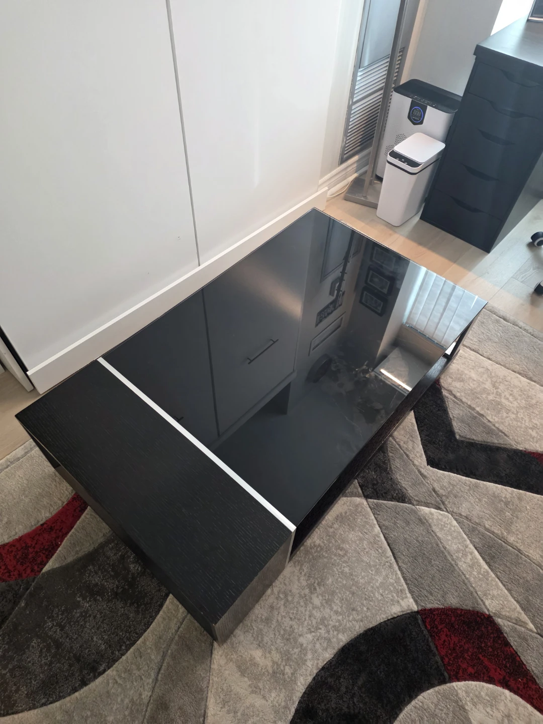 Modern black coffee table with glass top - photo 3