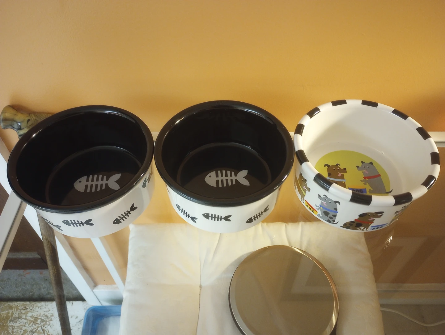 6" Ceramic Dog Bowls - photo 2