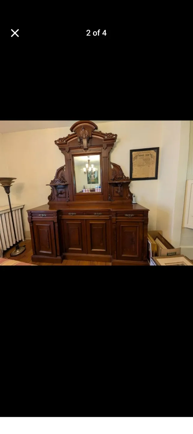 Victorian-Style Solid Wood Hutch & Sideboard - photo 2