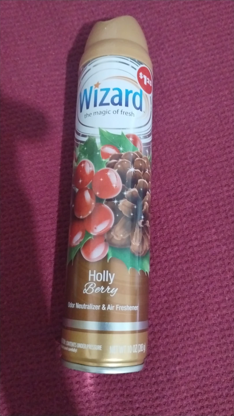 Wizard Holly Berry Air Freshener 10 oz 🏈