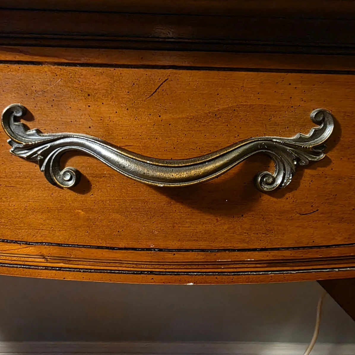 Vintage French Provincial Singer Sewing Machine Desk - photo 3