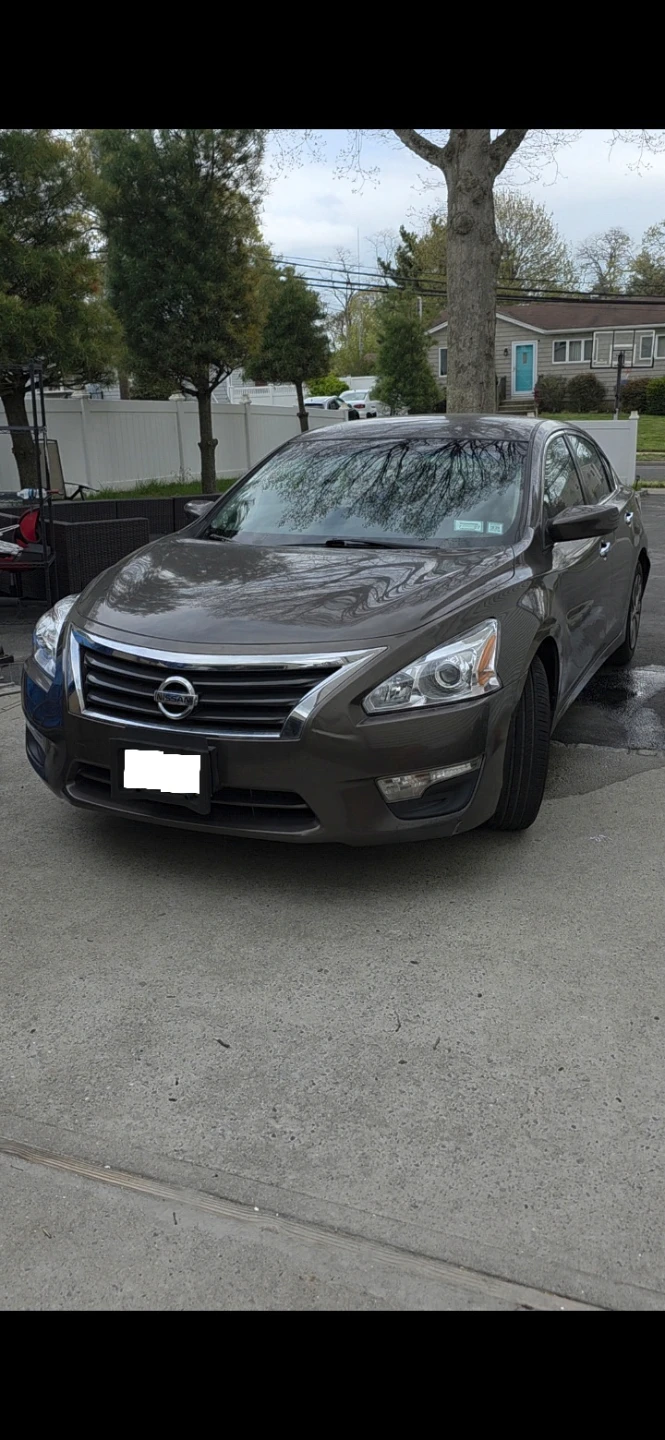 Nissan Altima Sedan