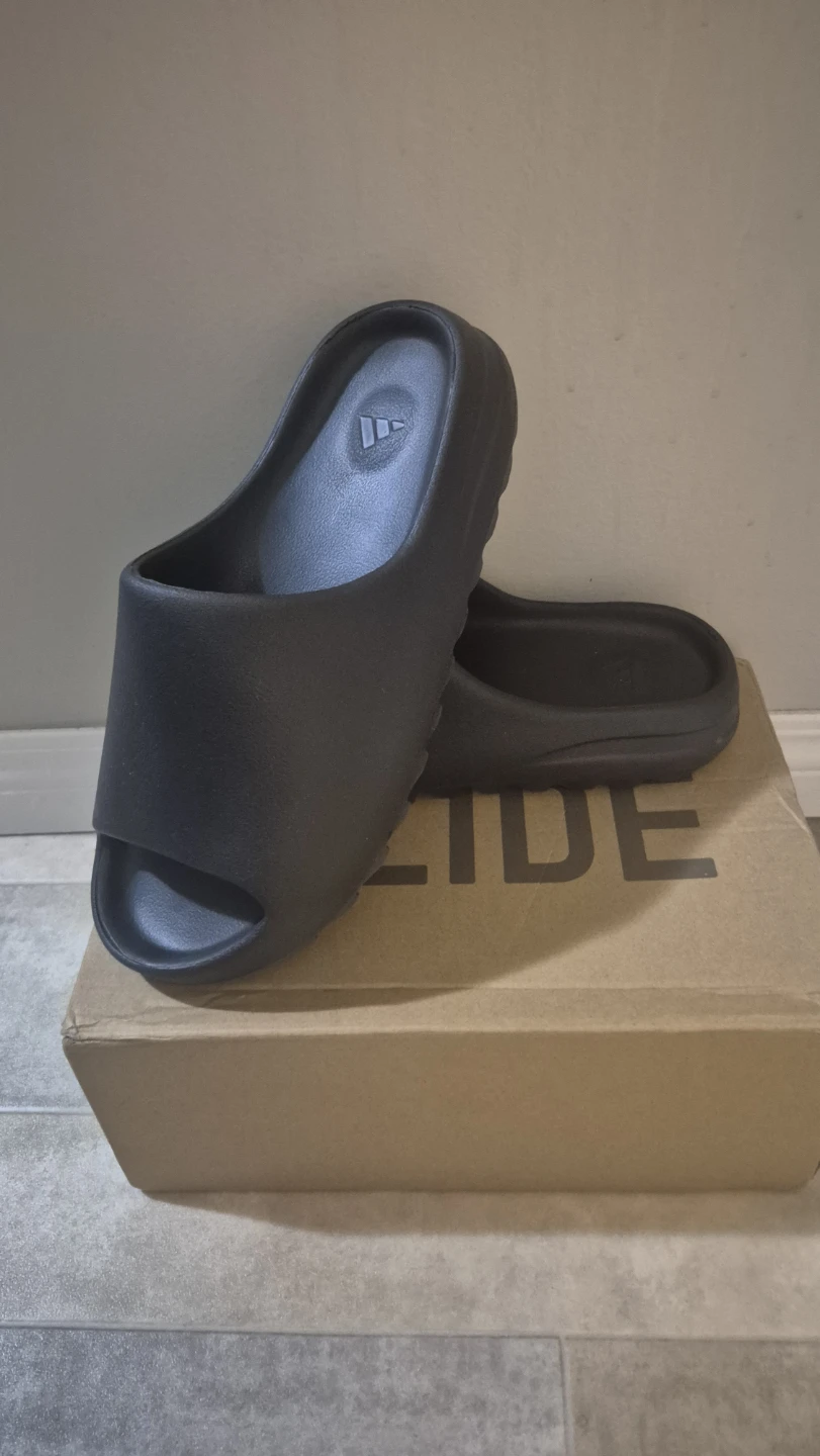 Adidas Yeezy Slide Black