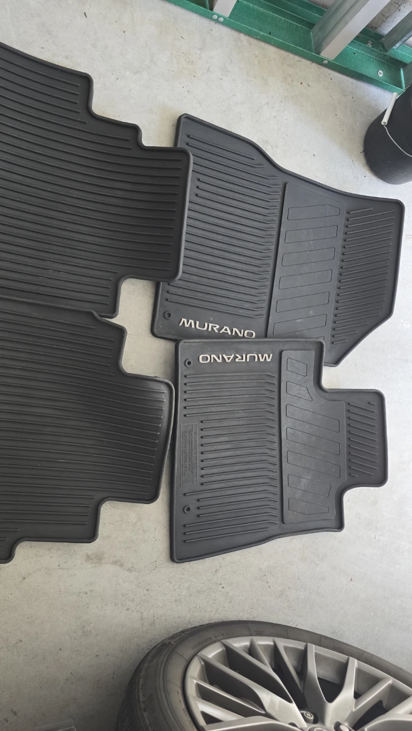 Nissan Murano OEM Rubber Floor Mats