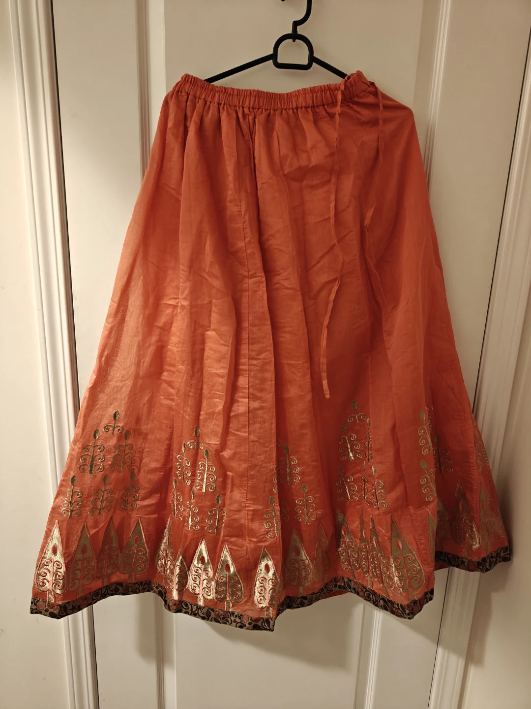 Assorted Traditional South Asian Ethnic Wear Set - photo 4